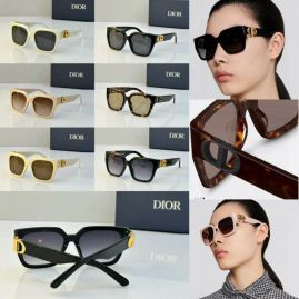 Picture of Dior Sunglasses _SKUfw52450559fw